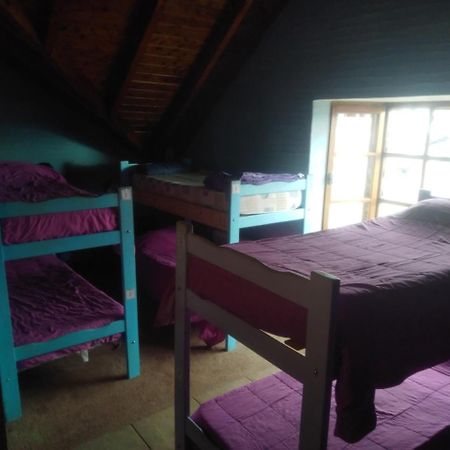 Universal Traveller'S Hostel San Carlos de Bariloche Bagian luar foto