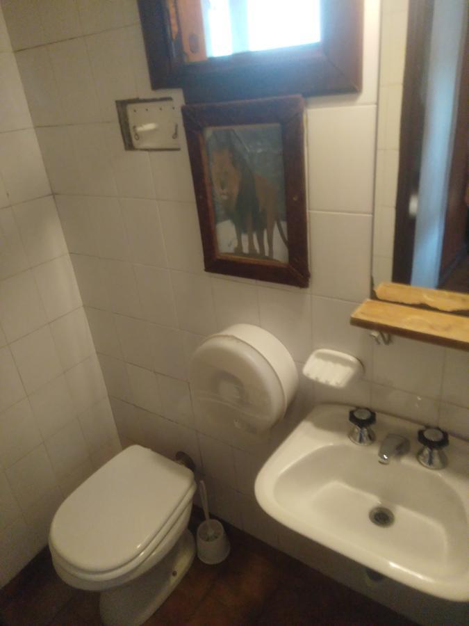 Universal Traveller'S Hostel San Carlos de Bariloche Bagian luar foto